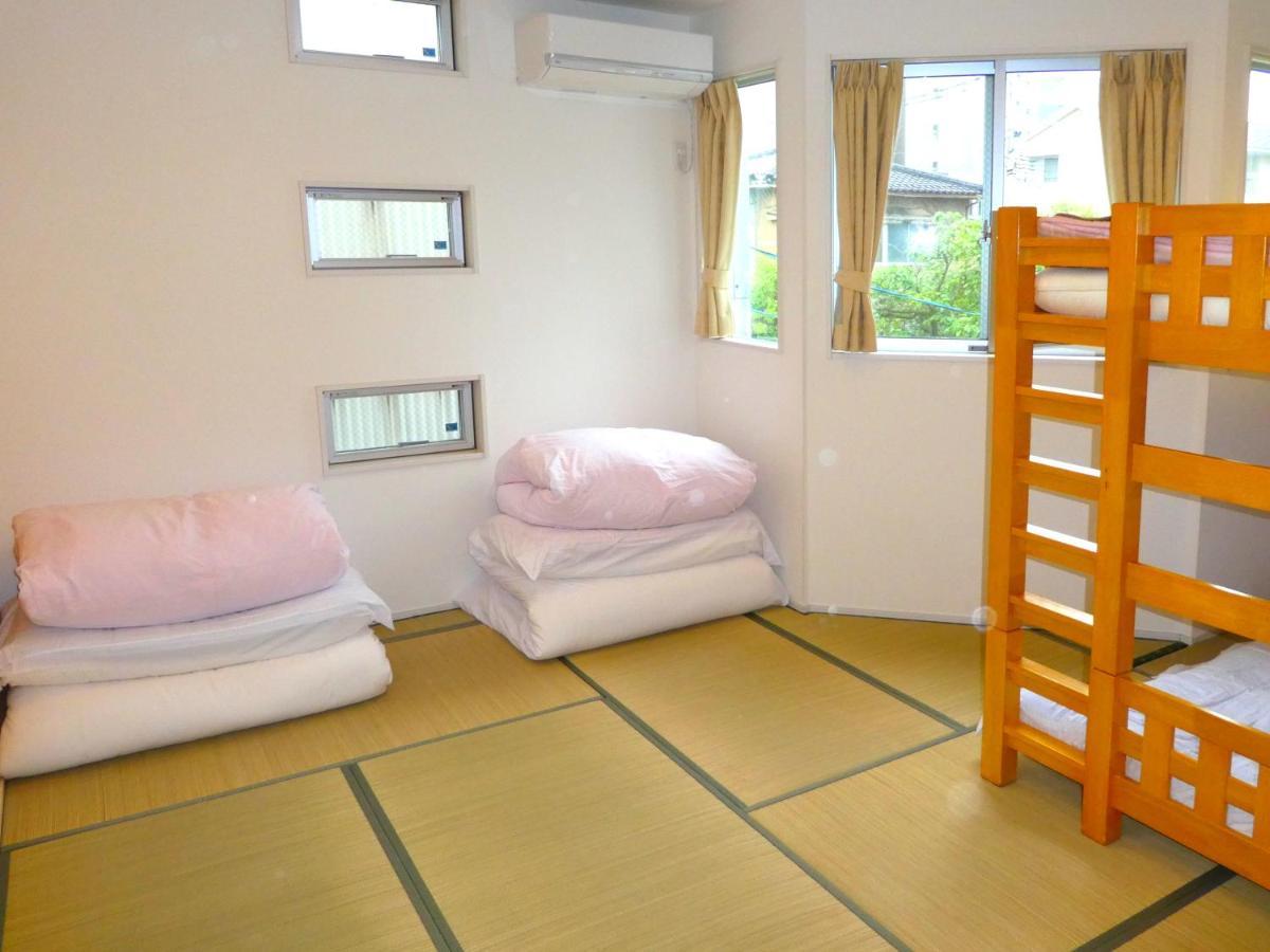 Guest House Ochakare Kanazawa Exterior photo